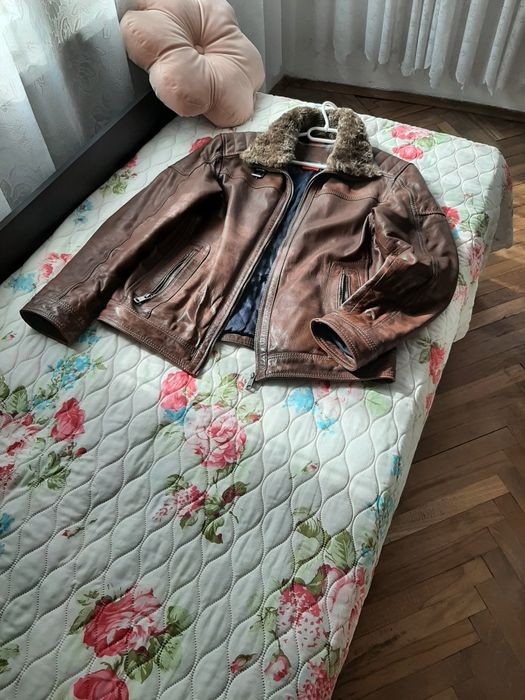 Продавам почти ново италианско кожено яке от чиста кожа Angelo litriko