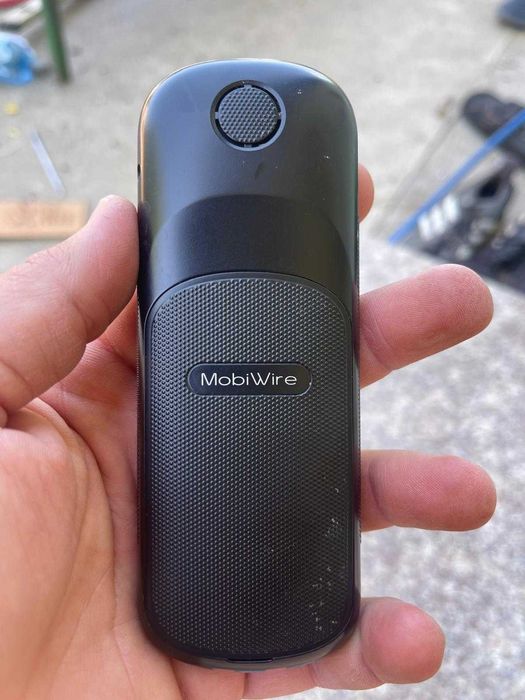 Telefon MobiWire MobiPhone 3G cu taste, funcțional – numai 30 lei