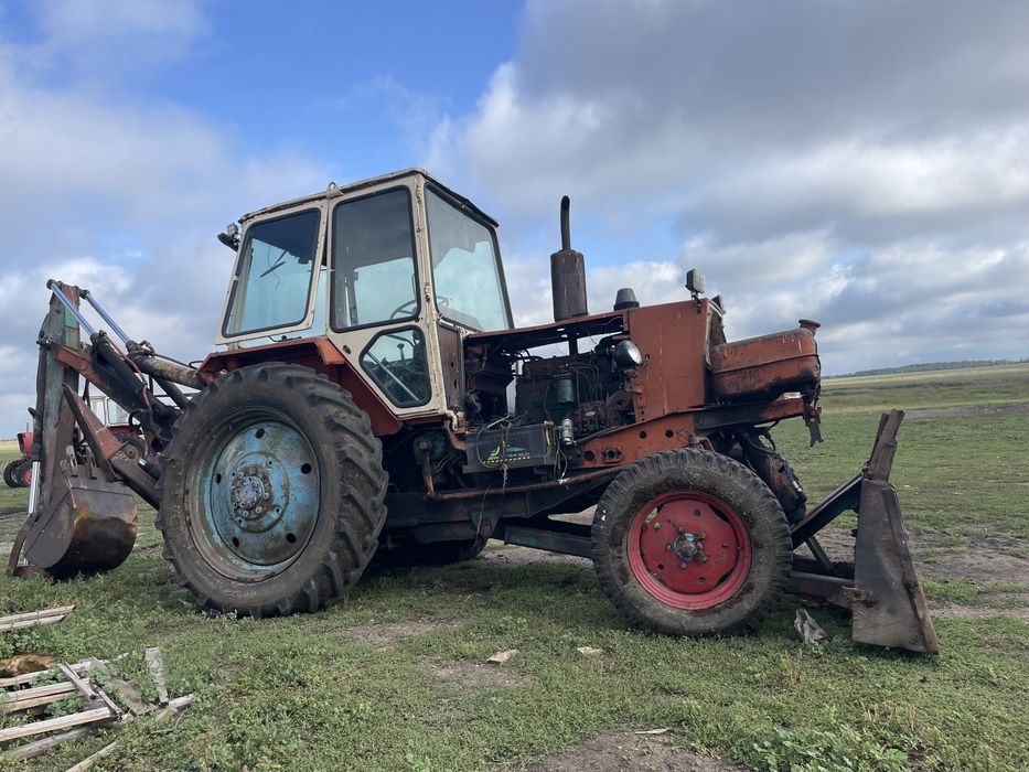 Трактор , техника ,тележки