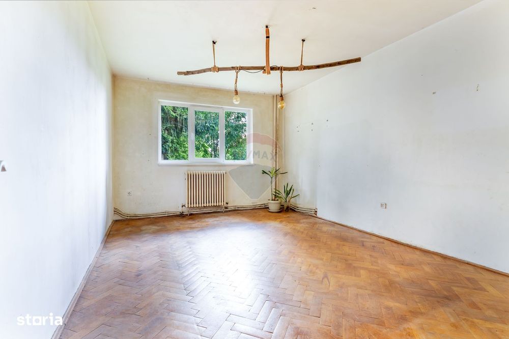 Apartament 3 camere,decomandat, renovabil.Str. Parâng nr.17|Comision 0