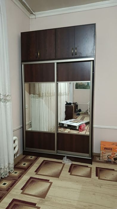 Kupe shkaf srochna sotiladi 1,500,000