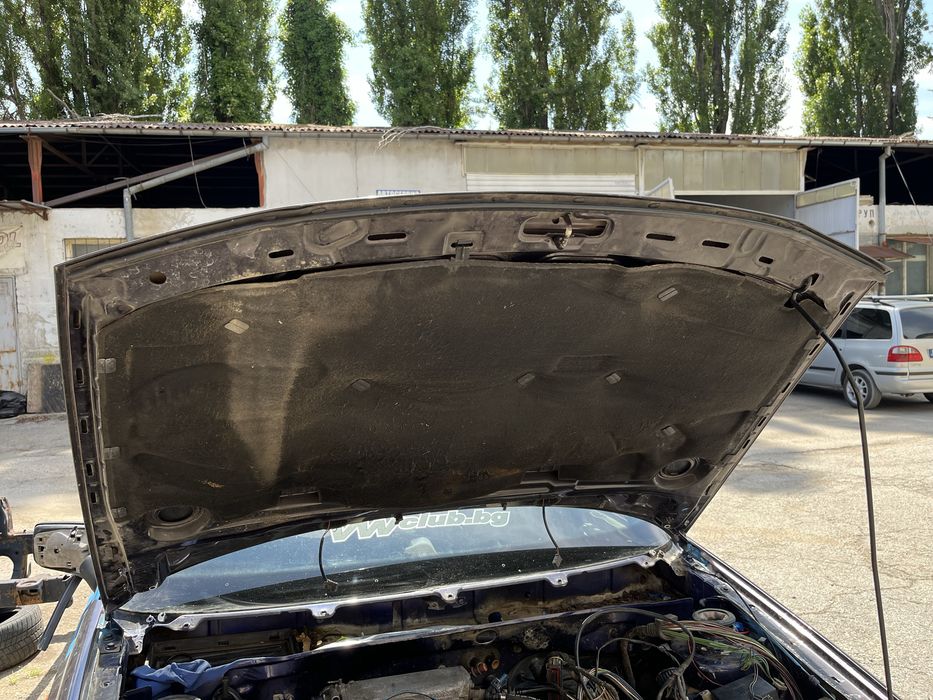 Преден капак за VW Golf 3