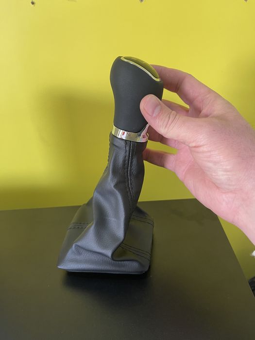 Nuca schimbator + Manson Skoda Fabia, Octavia