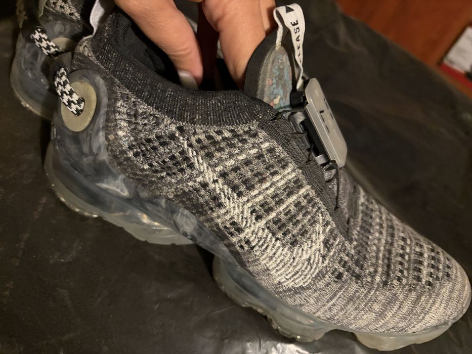 Adidasi nike air vapormax