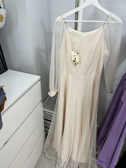 Продам новое платье с биркой