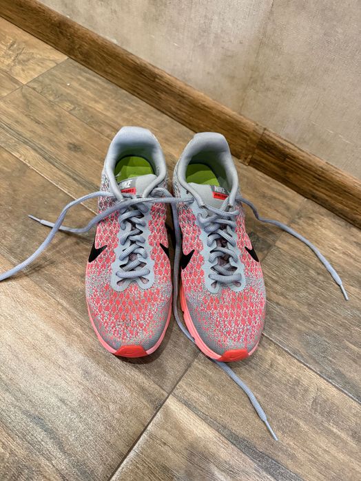Маратонки Nike Airmax 38 номер