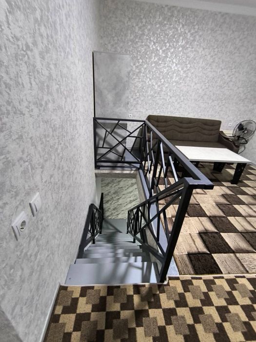 Янгийул шахарда Коттедж сотилади.