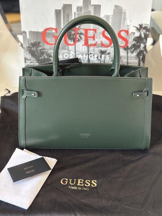 Geanat Guess Piele