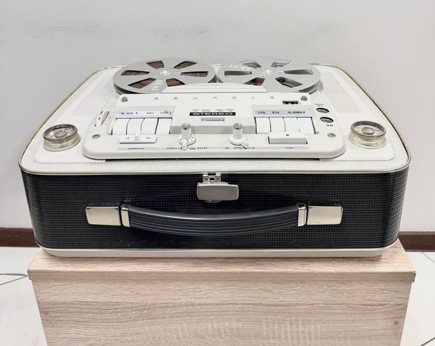 Колекционерски ролков магнетофон Grundig TK-47 - нов