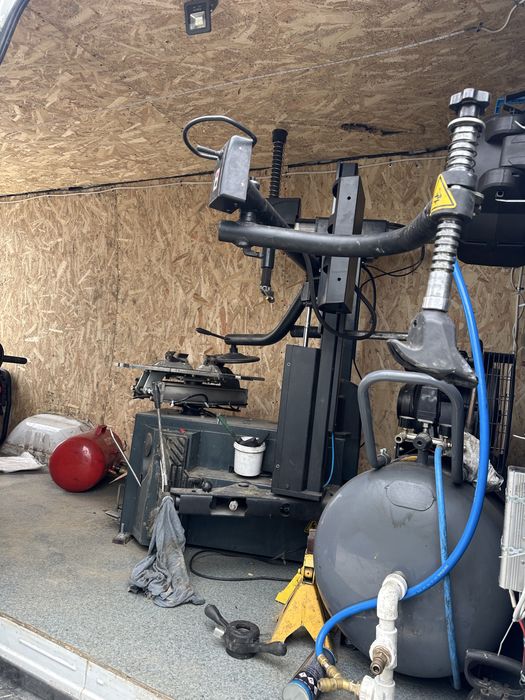 Vulcanziare Mobila Echipata complet