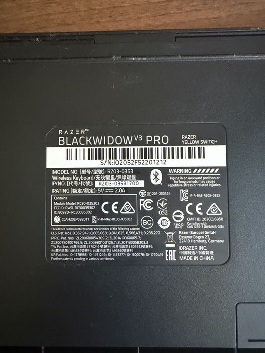 Razer BlackWidow V3 Pro безжична механична клавиатура