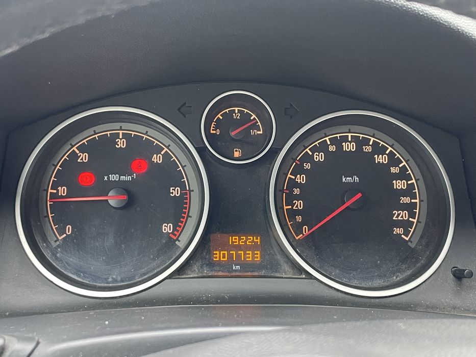 Opel astra H 1.7 110CP