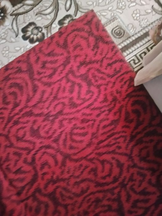 Палас продаётся, в хорошем состоянии