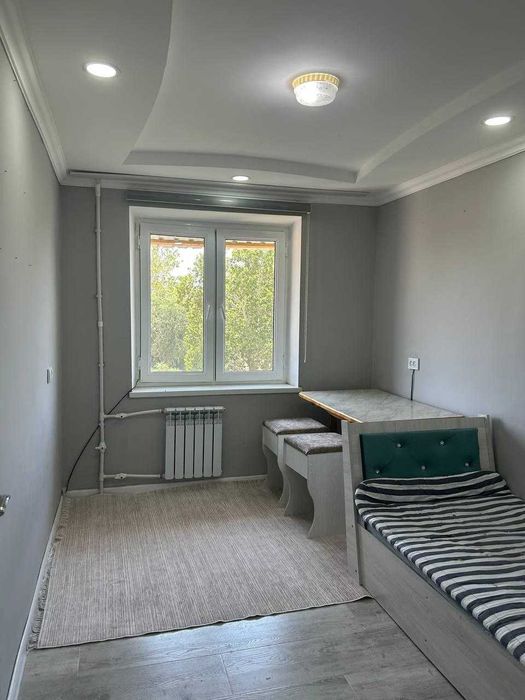 Срочно продаётся 3-х комнатная квартира в Чирчике, 4 м/район