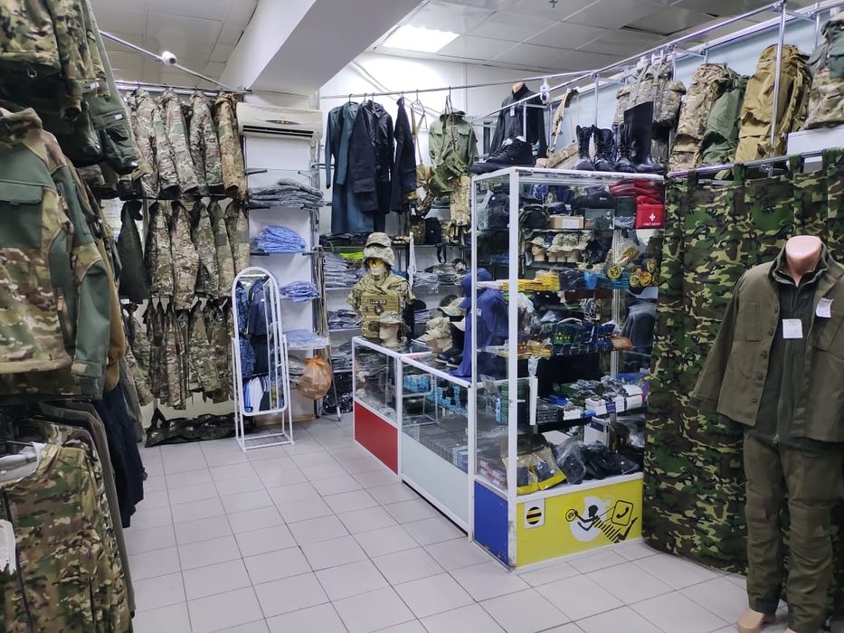 Для продажы спец одежды, военторг, для рыбалки