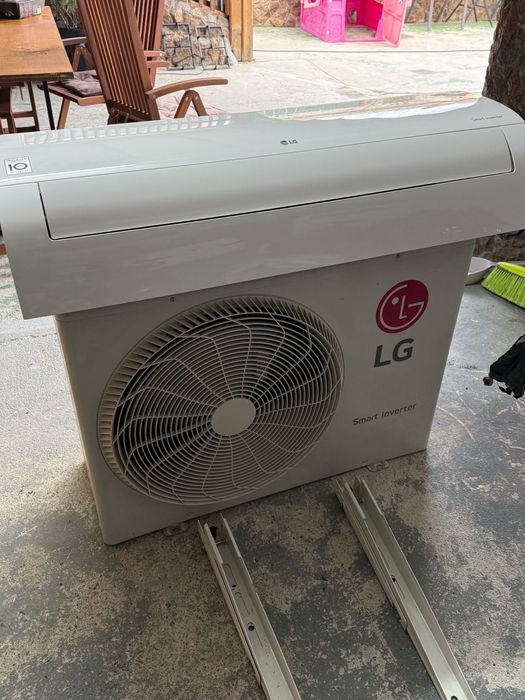 Aer condiționat LG Inverter 24000 BTU răcire/încălzire