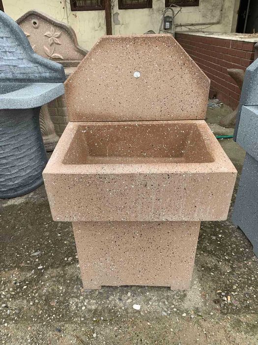 Италиански Паркови и Градински Чешми