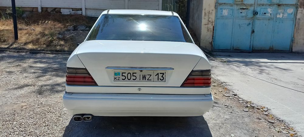 Мерседес бенц Е220