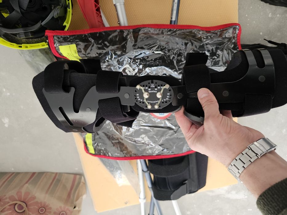 Orteza gradata genunchi