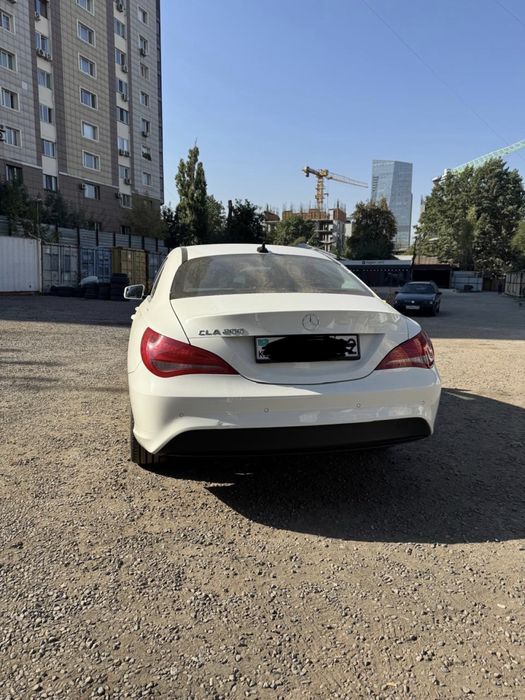 Продам Mercedes Benz CLA 200
