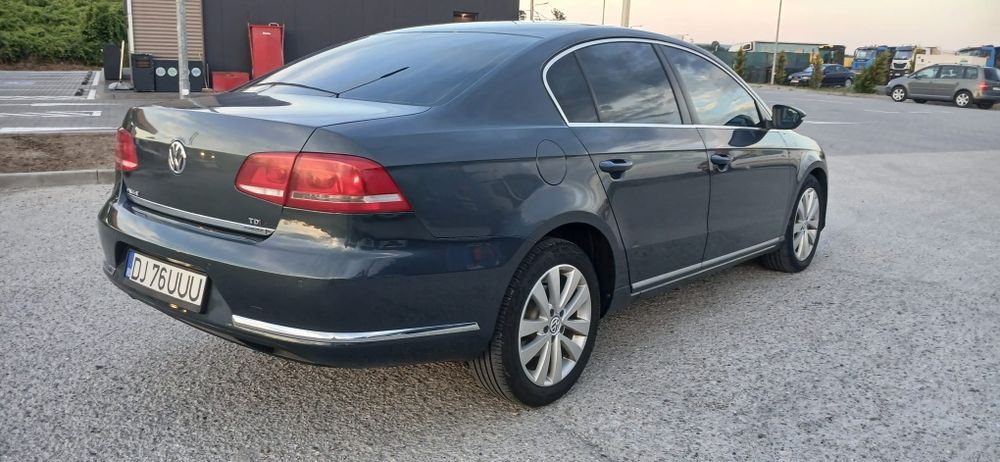 VOLKSWAGEN Passat 2012 — imagine 4