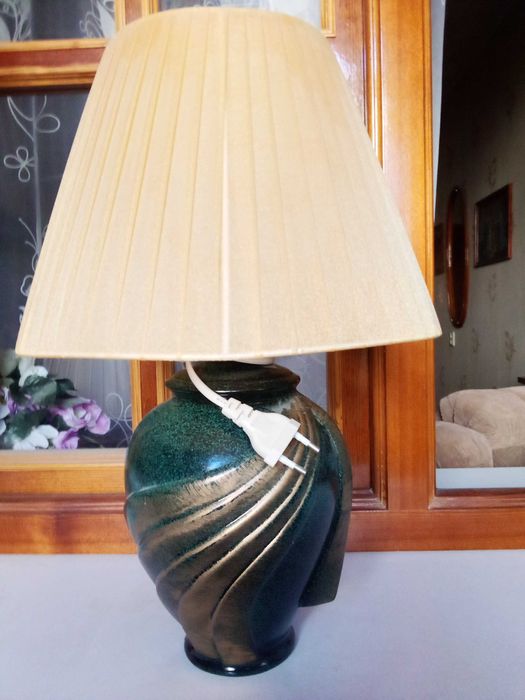 Настольная лампа-торшер