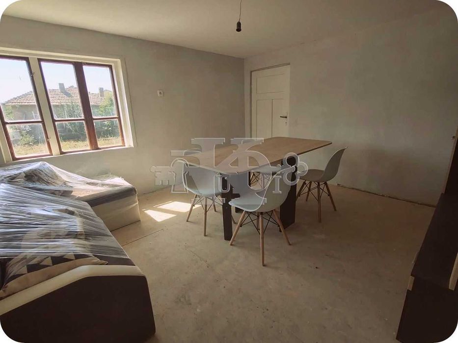 Продава се Къща в с. Преселенци, Област Добрич - 89 кв.м за 280 €/кв.м - Снимка #3