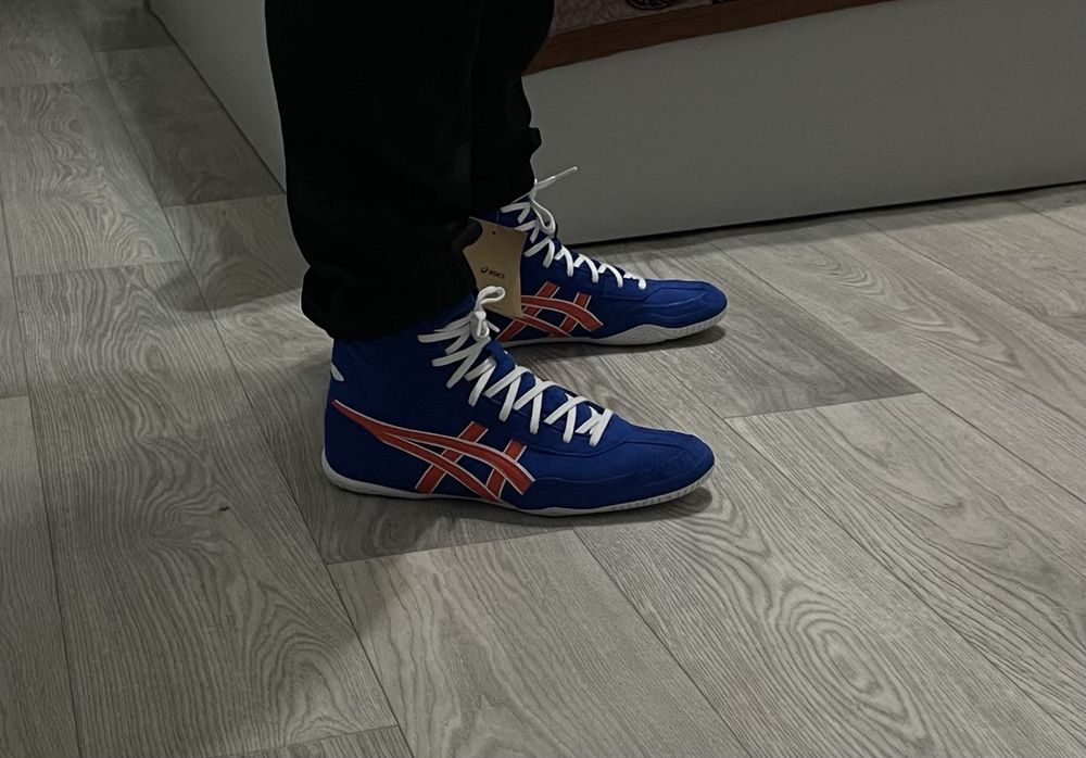 Продам Asics tyger борцовки оригинал