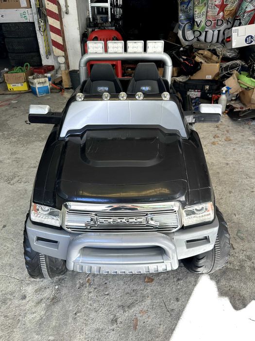 Детски елекстрически пикап, Ram 3500 Dually, 12 Volt