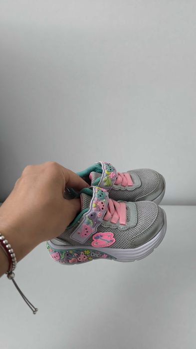 Adidași Skechers 22