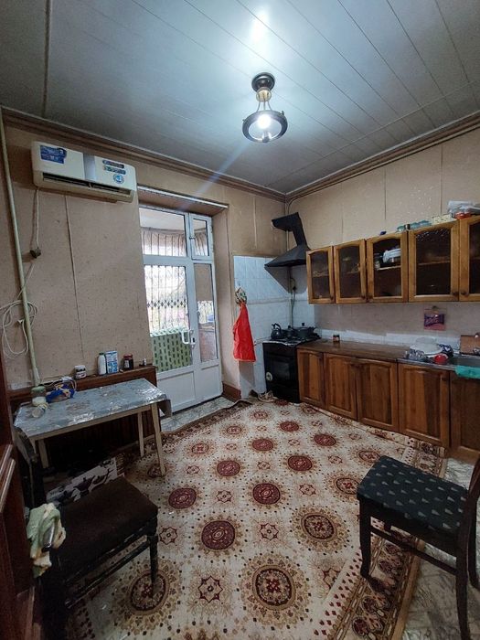 Продаю 2× квартира на 2 этаже 2 этажного дома. Ул Джаркурганский