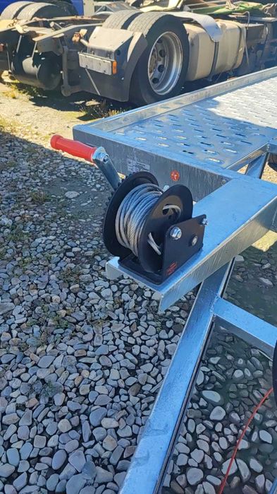 Platforma - Trailer Auto4,5m, 2700 kg aplecata spate