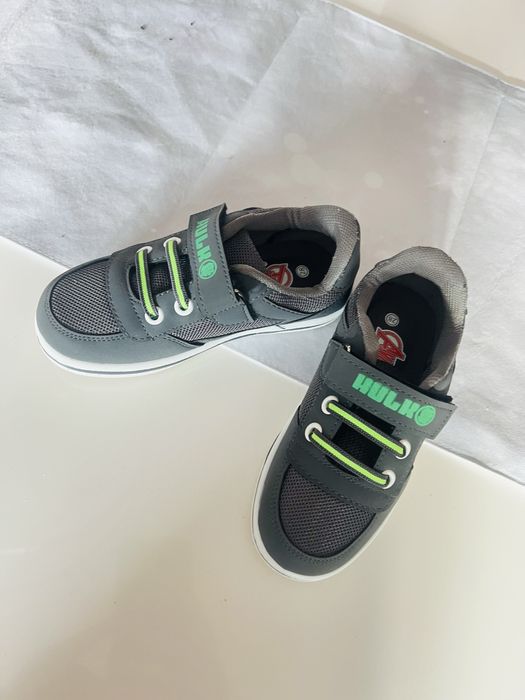 Детски светещи маратонки Spider man и детски маратонки Hulk