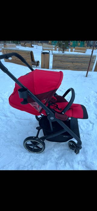 Cybex Ferrari коляска