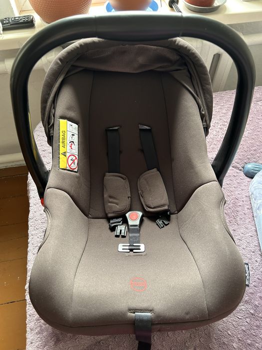 Продам автолюльку 0+