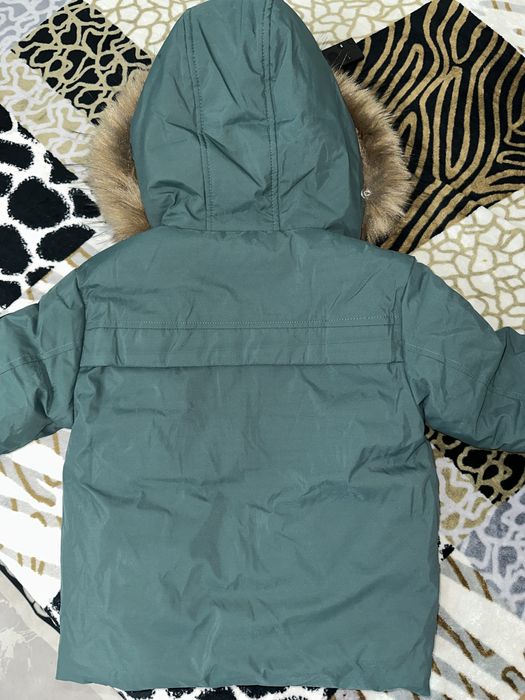 Продам зимнюю детскую куртку