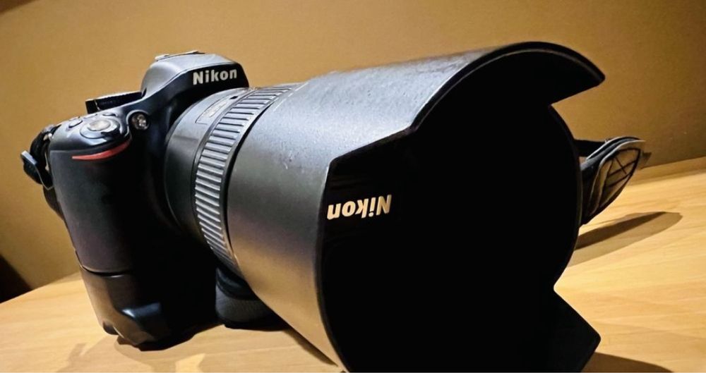 Obiectiv NIKON 105 mm f/2.8G VR Micro AF-S !