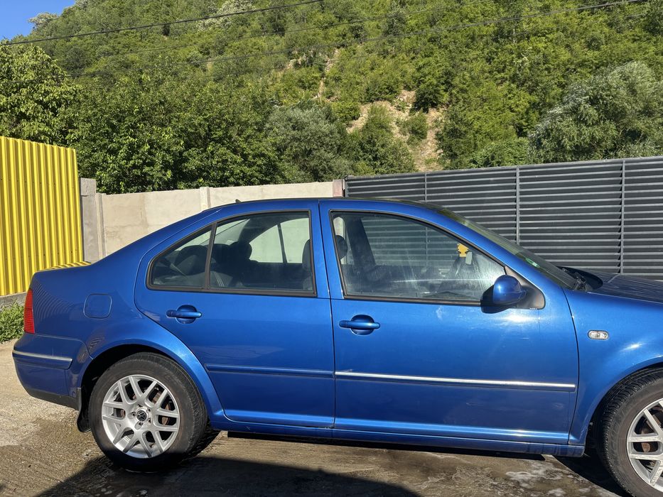 VOLKSWAGEN Bora 2002 — imagine 2