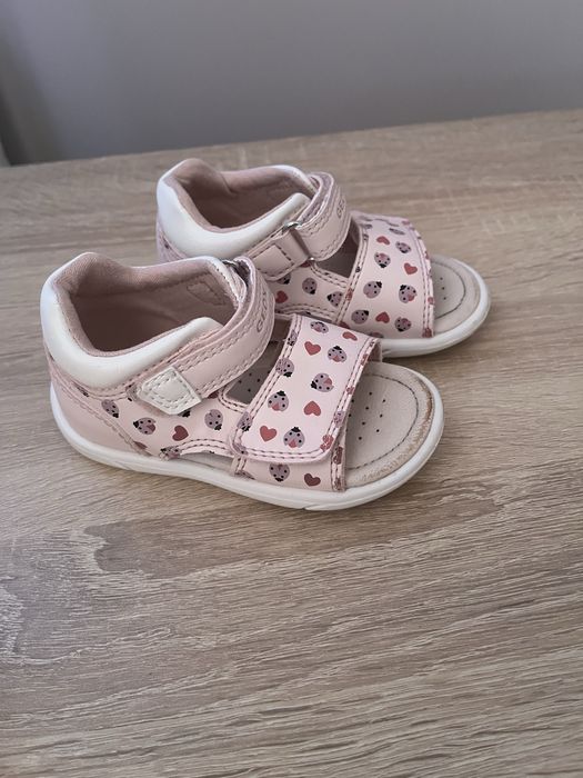 детски маратонки и сандали размер 21/5С