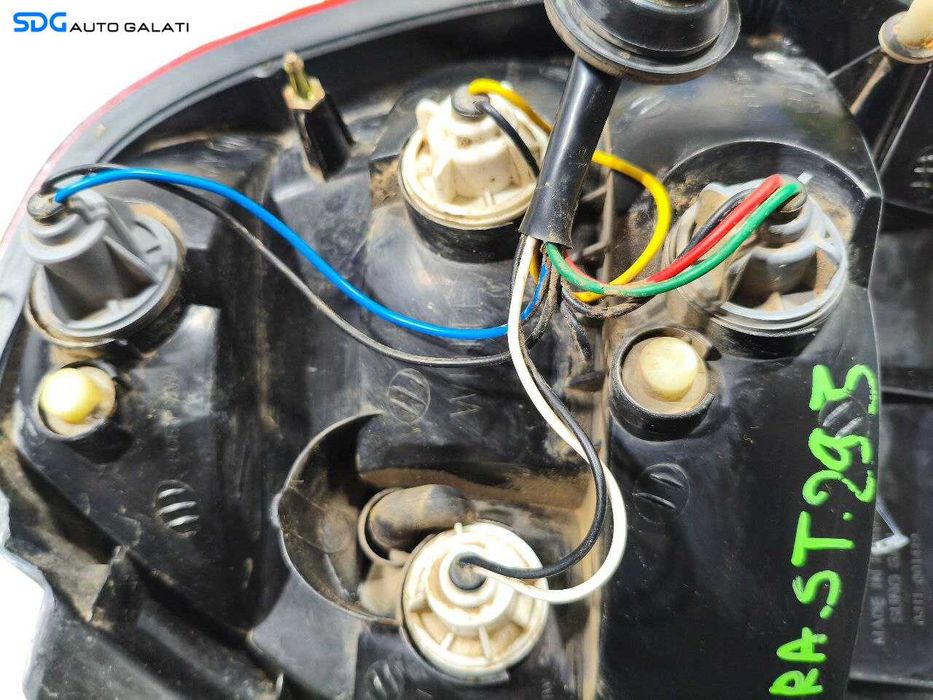 Stop Lampa Tripla Stanga de pe Aripa Caroserie Daewoo Nubira 1997 - 2005 Cod 0311-001419 0311001419 [LR1210]