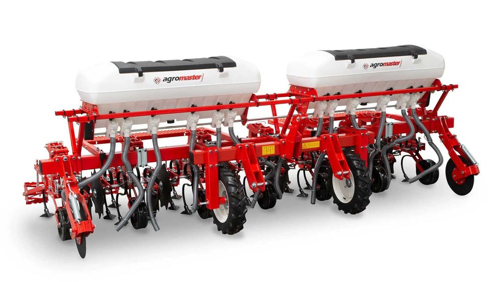 Культиватор для междурядной обработки с внесениям удобрения