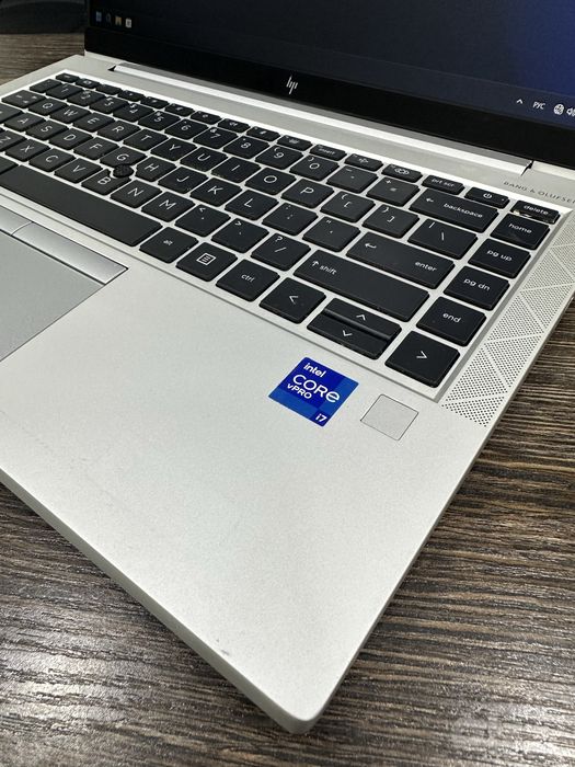 мощный i7 ультрабук Hp EliteBook для работ с графикой и офиса