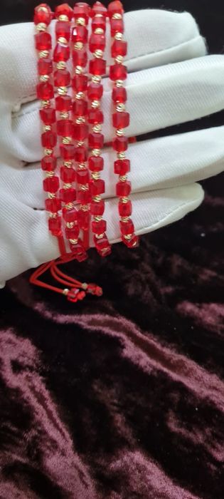 Продам браслеты.золотая нить