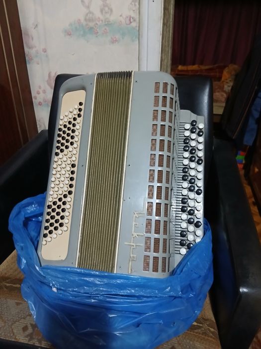 Баян из СССР. Бу.