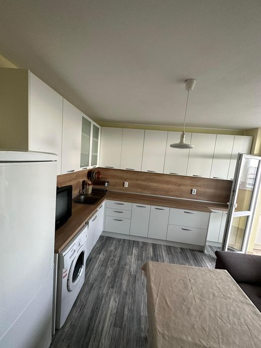 Дава се под наем Тристаен апартамент в Бургас, Възраждане - 80 кв.м за 498.27 € - Снимка #1