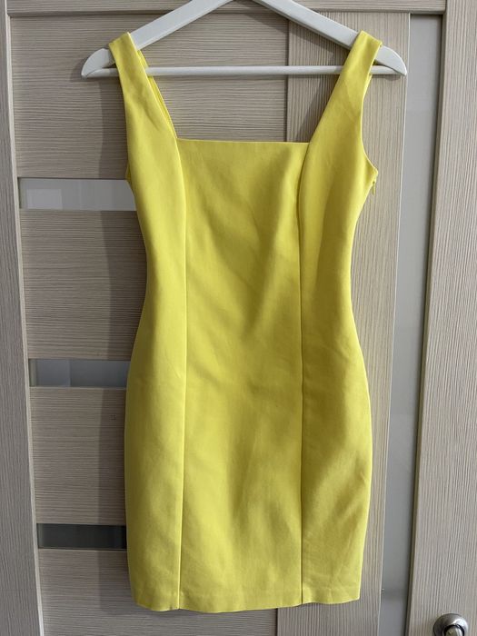 Продам платье состояние нового