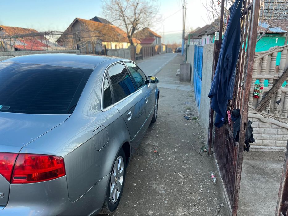 Vand audi a4 B7 masina arata foarte bine