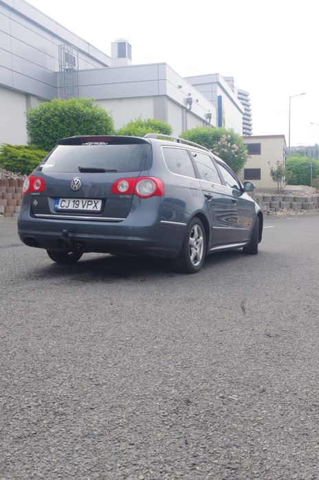Volkswagen Passat B6. An 2010   170cp