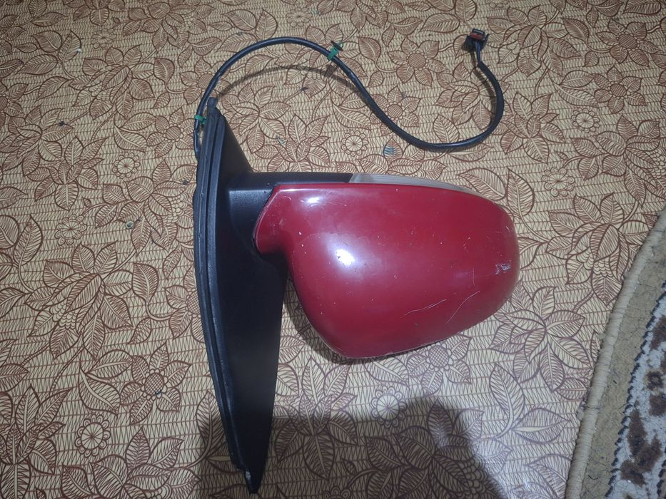 Golf V странично огледало