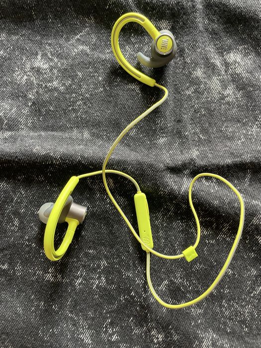 Слушалки JBL бежични